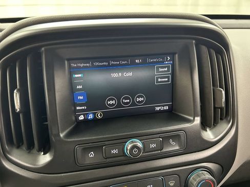 Used 2021 Chevrolet Colorado W/T w/ Custom Special Edition AWD/4WD image 14