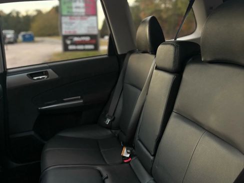 Used 2011 Subaru Forester 2.5X Touring image 17
