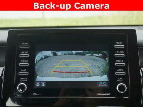 Used 2024 Toyota Camry SE FWD image 7