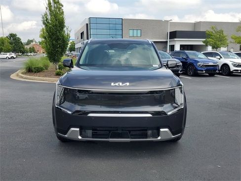 New 2026 Kia EV9 Land image 2