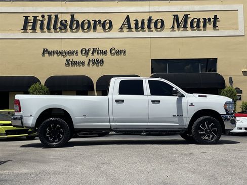 Used 2020 RAM 3500 Tradesman AWD/4WD image 4