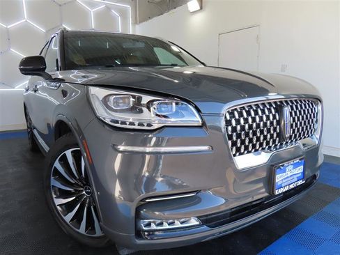 Used 2023 Lincoln Aviator Black Label Grand Touring w/ Class IV Trailer Tow Package image 5