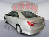 Used 2014 Toyota Camry LE image 4