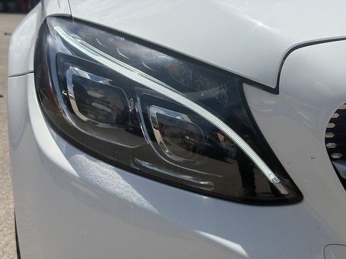 Used 2018 Mercedes-Benz C 300 Sedan w/ Premium Package image 34