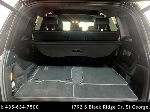 Used 2024 Mercedes-Benz EQB 300 4MATIC image 22