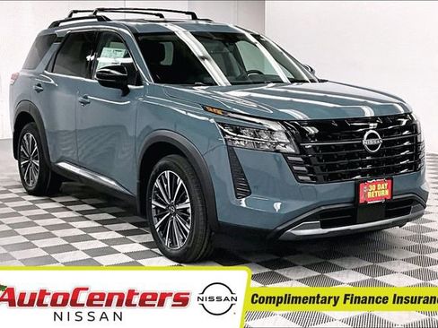 New 2026 Nissan Pathfinder Platinum AWD/4WD image 1