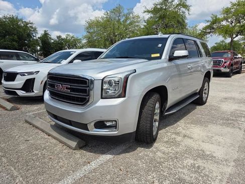 Used 2018 GMC Yukon SLE w/ SLE Value Package RWD image 2