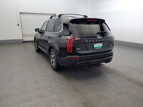 Used 2020 Kia Telluride EX AWD/4WD image 5