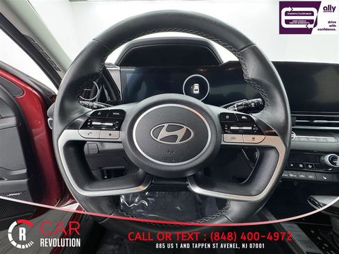 Used 2024 Hyundai Elantra Limited FWD image 19