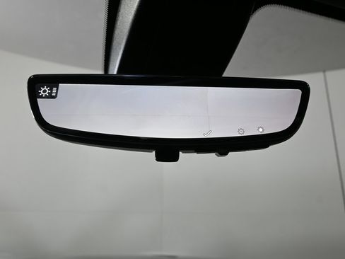 Used 2021 Chevrolet Silverado 1500 High Country w/ Technology Package image 40