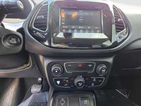 Used 2019 Jeep Compass Altitude image 20