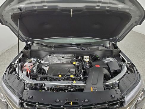 New 2026 Chevrolet Trax RS w/ Driver Confidence Package image 9