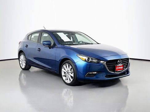 Used 2017 MAZDA MAZDA3 Touring FWD image 7