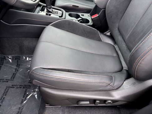Used 2025 Subaru Forester Touring AWD/4WD image 21