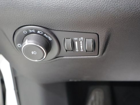 Certified 2024 Jeep Compass Latitude AWD/4WD image 18