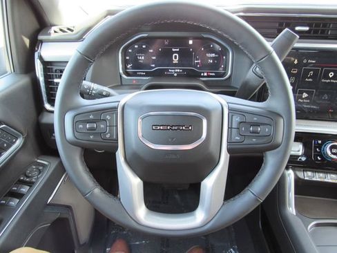 Used 2025 GMC Sierra 2500 Denali w/ Denali Reserve Package AWD/4WD image 20