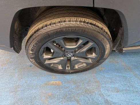 Used 2024 Toyota RAV4 Adventure image 5