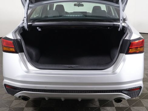 Used 2024 Nissan Altima 2.5 SL AWD/4WD image 17