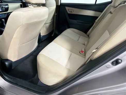 Used 2016 Toyota Corolla LE image 16