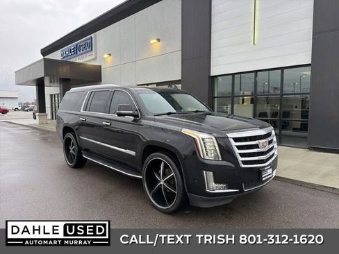 Used 2018 Cadillac Escalade ESV Luxury image 1