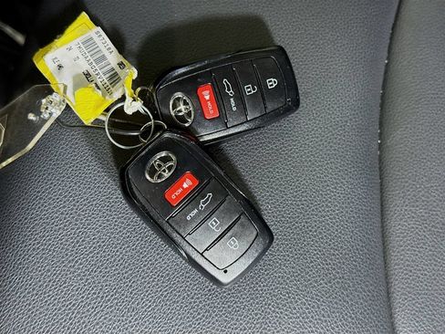 Certified 2024 Toyota Corolla Cross XLE w/ Convenience Package AWD/4WD image 35