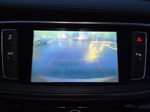 Used 2019 Buick Enclave Essence image 22