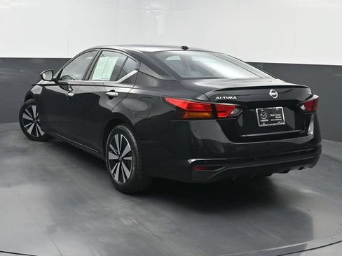 Used 2021 Nissan Altima 2.5 SV FWD image 4
