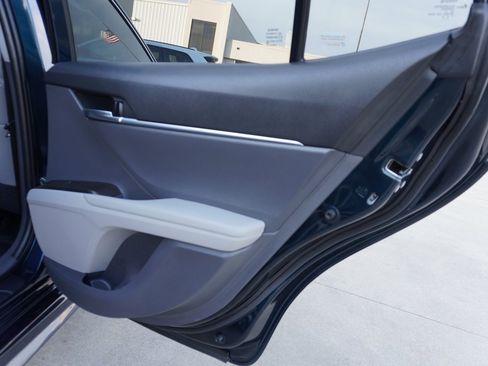 Used 2021 Toyota Camry SE w/ Audio Upgrade Package image 21