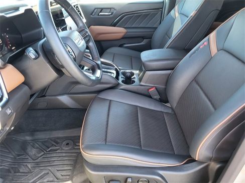 Used 2023 GMC Canyon AT4 w/ AT4 Premium Package image 13