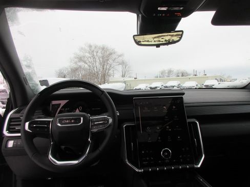 New 2026 GMC Acadia Elevation w/ Super Cruise Package image 17