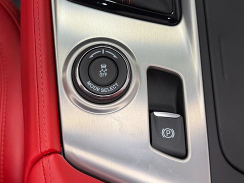 Used 2015 Chevrolet Corvette Z06 w/ 2LZ Preferred Equipment Group RWD image 29