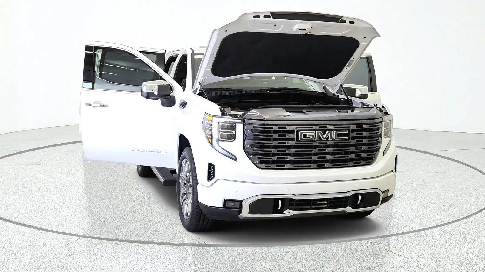 Used 2023 GMC Sierra 1500 Denali Ultimate AWD/4WD image 12