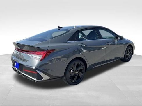 New 2026 Hyundai Elantra SEL Sport Premium FWD image 5