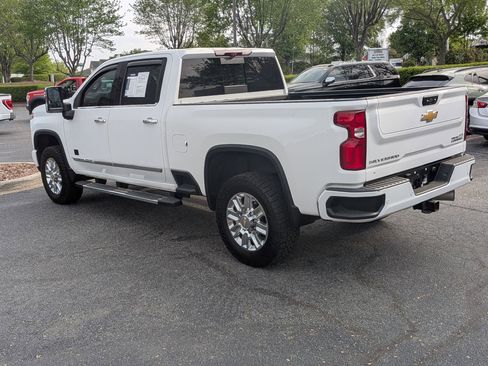 Certified 2024 Chevrolet Silverado 2500 High Country w/ High Country Premium Package image 7