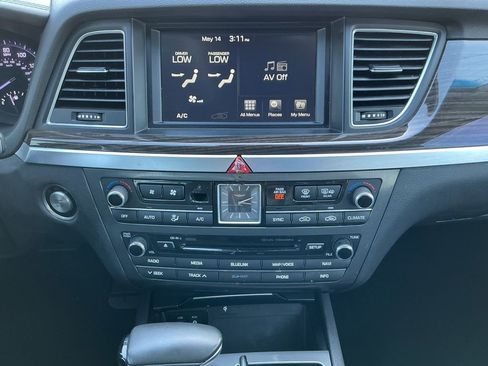 Used 2018 Genesis G80 3.8 w/ Option Group 02 RWD image 26