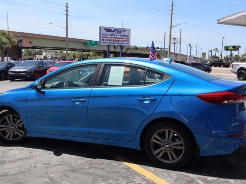 Used 2018 Hyundai Elantra SEL FWD image 5