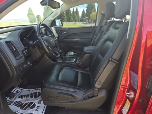 Used 2021 Chevrolet Colorado Z71 w/ Safety Package AWD/4WD image 9