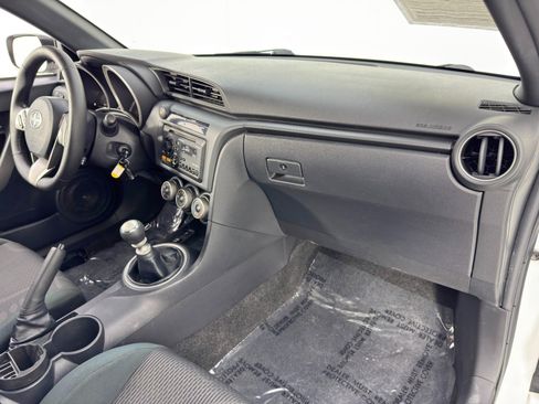 Used 2013 Scion tC image 14