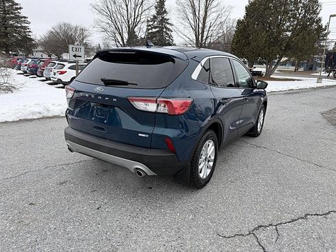 Used 2020 Ford Escape SE image 5