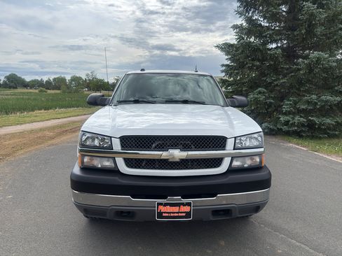 Used 2004 Chevrolet Silverado 2500 LS w/ Skid Plate Package AWD/4WD image 7