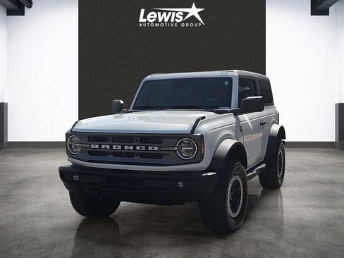 Used 2024 Ford Bronco Big Bend w/ Sasquatch Package AWD/4WD image 1