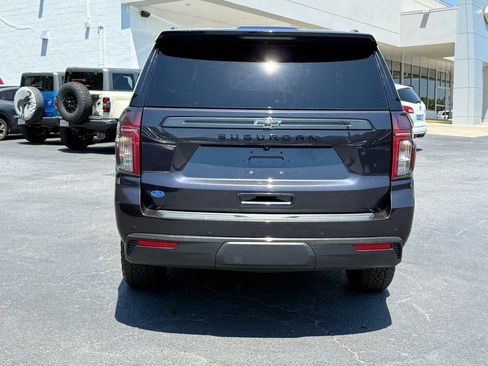 Used 2022 Chevrolet Suburban Z71 w/ Luxury Package AWD/4WD image 5