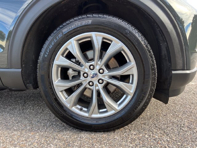 Certified 2022 Ford Explorer XLT w/ Equipment Group 202A AWD/4WD image 13
