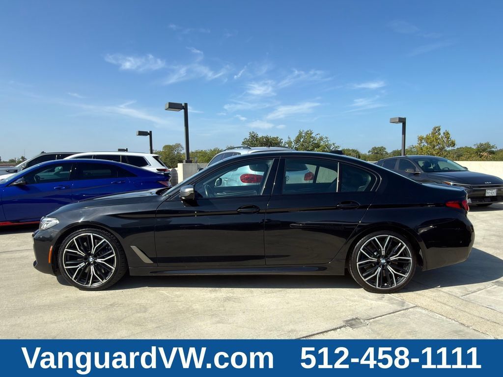 Used 2021 BMW M550i xDrive AWD/4WD image 4