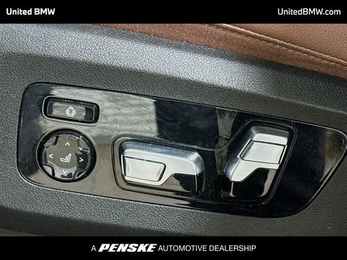 Used 2020 BMW X5 xDrive40i w/ M Sport Package image 4