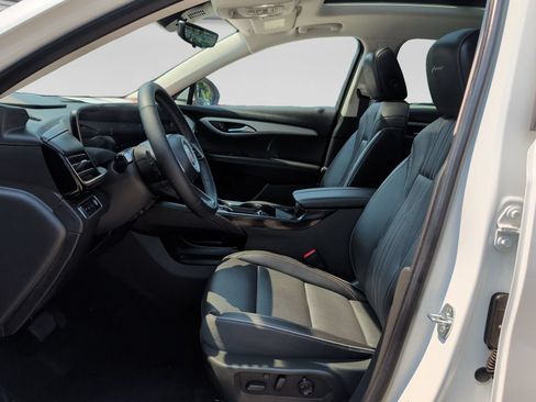 Used 2024 Buick Envision Avenir AWD/4WD image 16
