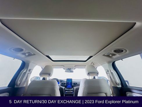 Used 2023 Ford Explorer Platinum w/ Technology Package AWD/4WD image 44