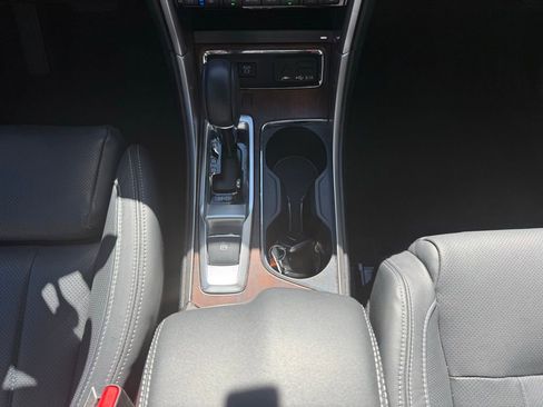 Certified 2022 Subaru Ascent Touring image 19