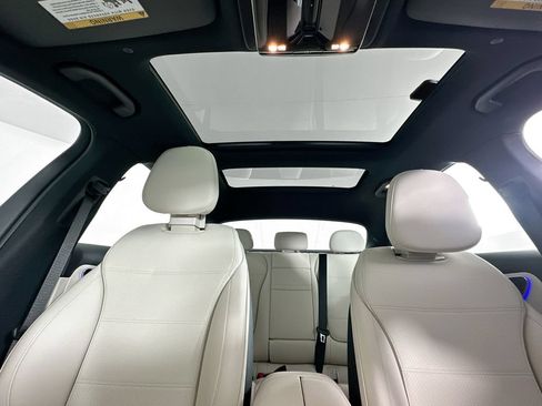 Used 2026 Mercedes-Benz C 300 Sedan image 21