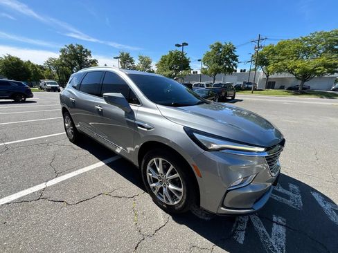 Used 2023 Buick Enclave Premium w/ Experience Buick Package AWD/4WD image 6